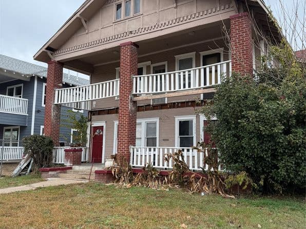 3528 Colonial Ave