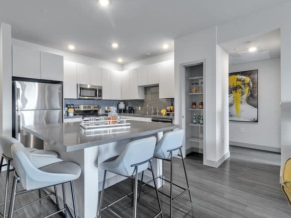 8791 Alta Dr