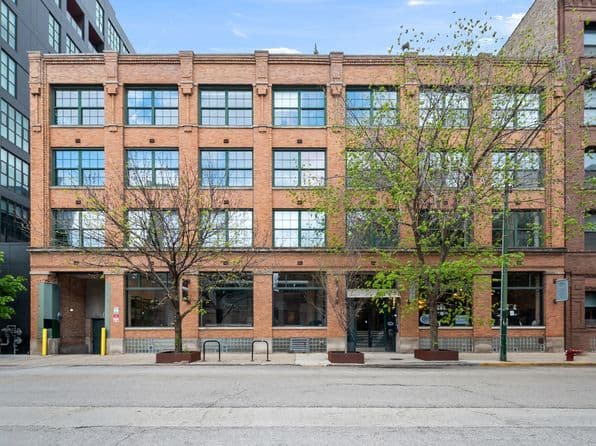 110 N Peoria St 