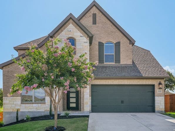 1222 Cadogan Squire