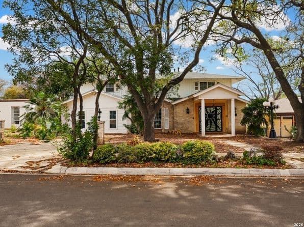 10804 Lands Run St