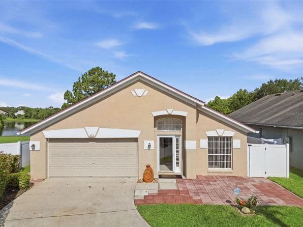 632 Cypress Tree Ct