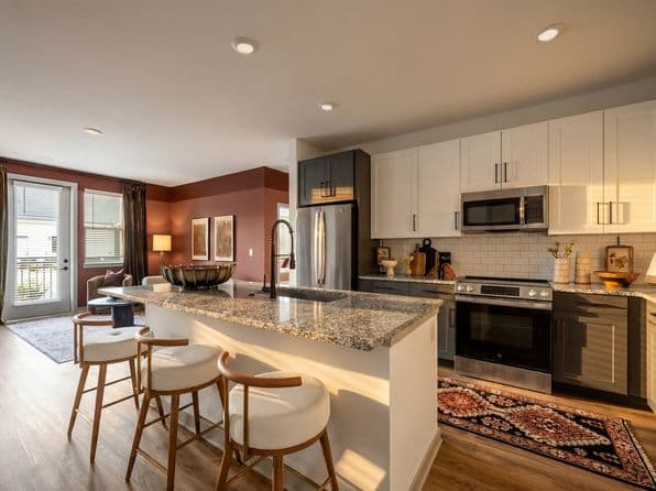 6615 Cerris Dr