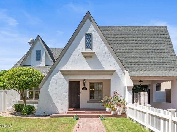 84 W Lewis Avenue