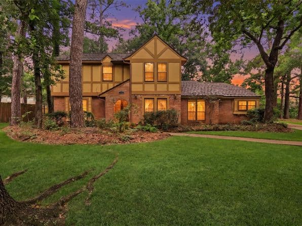 8227 Roebourne Ln