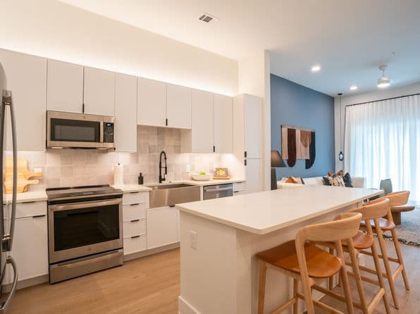 10658 N Central Expy