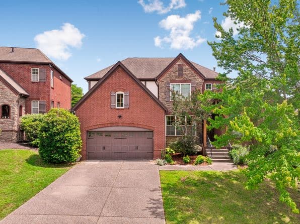 4404 Birdseye Ct