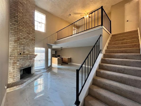 12239 W Village Dr 