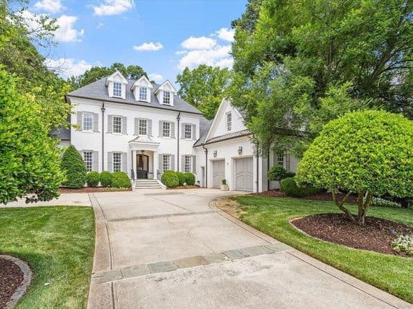 323 Yadkin Dr