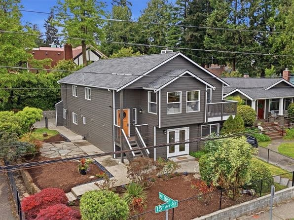8803 15th Avenue Ne