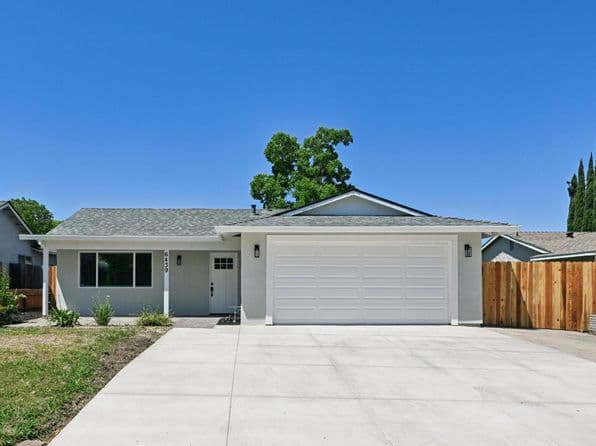 6439 Villa Dr