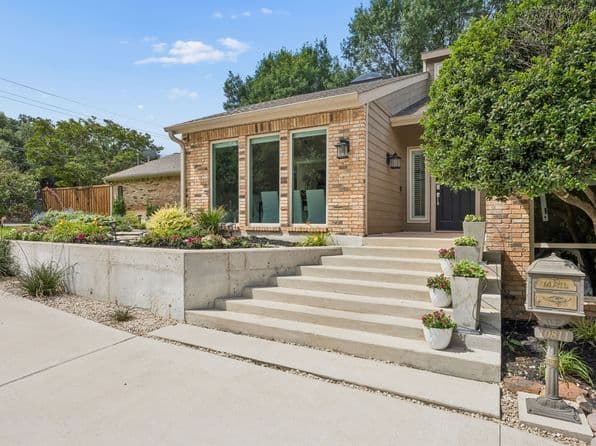 10811 Stone Canyon Pl