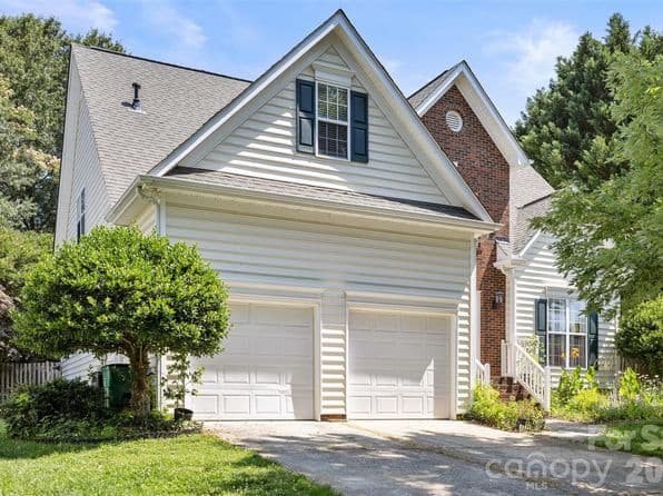 1116 Blueberry Ln