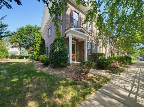 2614 Cloud Mist Cir
