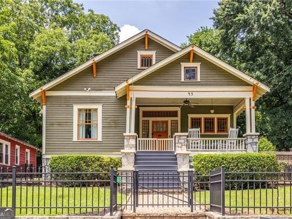 45 Bates Ave Se
