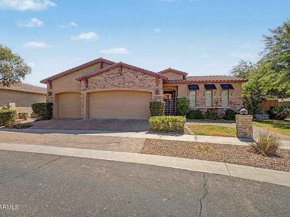 3238 E Mountain Village Circle